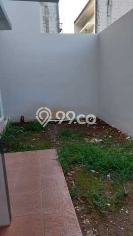 Dijual Rumah Strategis Bagus Punya 2 KT di Serpong Tangerang Selatan SHM Dijual Rumah Strategis Bagus Punya 2 KT di Serpong Tangerang Selatan SHM