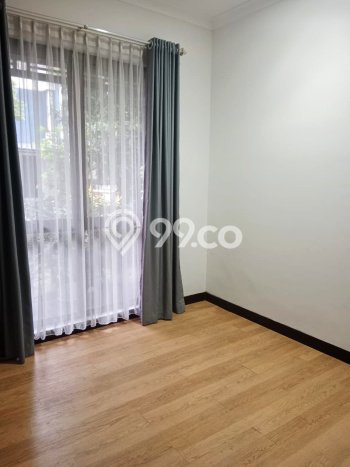 HOT DEAL! Rumah di BSD, 2 KM, Lingkungan Strategis, Luas 112m² Bangunan 150m² HOT DEAL! Rumah di BSD, 2 KM, Lingkungan Strategis, Luas 112m² Bangunan 150m²