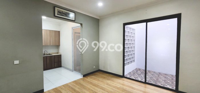 HOT DEAL! Rumah di BSD, 2 KM, Lingkungan Strategis, Luas 112m² Bangunan 150m² HOT DEAL! Rumah di BSD, 2 KM, Lingkungan Strategis, Luas 112m² Bangunan 150m²