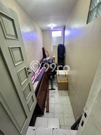 Rumah Modern Minimalis 4 Kamar Siap Huni di BSD Rumah Modern Minimalis 4 Kamar Siap Huni di BSD
