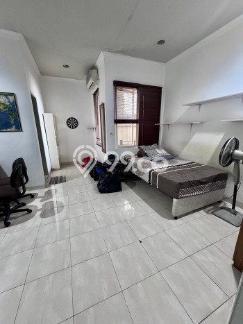Rumah Modern Minimalis 4 Kamar Siap Huni di BSD Rumah Modern Minimalis 4 Kamar Siap Huni di BSD