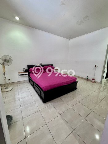 Rumah Modern Minimalis 4 Kamar Siap Huni di BSD Rumah Modern Minimalis 4 Kamar Siap Huni di BSD