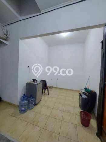 Kost untuk Dijual di Bintaro Punya 12 Kamar Kost untuk Dijual di Bintaro Punya 12 Kamar
