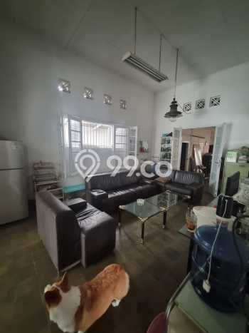 Jual Murah Rumah dengan 3 Kamar Tidur dan 1 Kamar Mandi di Kawasan Bandung Wetan, Bandung Jual Murah Rumah dengan 3 Kamar Tidur dan 1 Kamar Mandi di Kawasan Bandung Wetan, Bandung