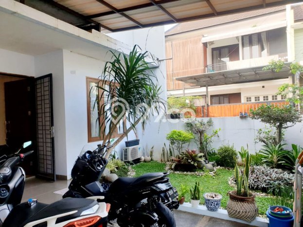 Dijual Rumah Premium dengan Fasilitas Sekitar Komplit di Batununggal, Bandung Dijual Rumah Premium dengan Fasilitas Sekitar Komplit di Batununggal, Bandung