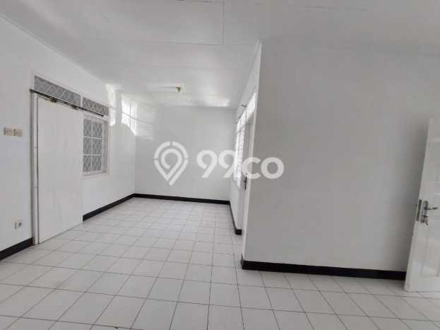 LISTING BARU! Rumah di Arcamanik, Siap Huni, 1 KM, Akses Arcamanik, Bandung, Bandung, Luas 144m2m² Bangunan 120m2m² LISTING BARU! Rumah di Arcamanik, Siap Huni, 1 KM, Akses Arcamanik, Bandung, Bandung, Luas 144m2m² Bangunan 120m2m²