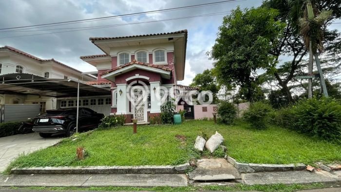 Jual Rumah Mewah Megah Dengan View Cantik di Lippo Karawaci, Tangerang Jual Rumah Mewah Megah Dengan View Cantik di Lippo Karawaci, Tangerang