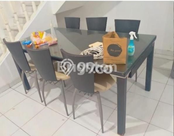 Disewakan Rumah Harga Terjangkau di Lippo Karawaci Tangerang dengan 4 Kamar Tidur Disewakan Rumah Harga Terjangkau di Lippo Karawaci Tangerang dengan 4 Kamar Tidur