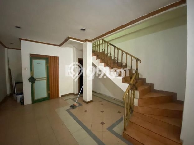 Ruko For Rent Kawasan Cimone, Luas 180m2m², Kawasan Potensial Ruko For Rent Kawasan Cimone, Luas 180m2m², Kawasan Potensial