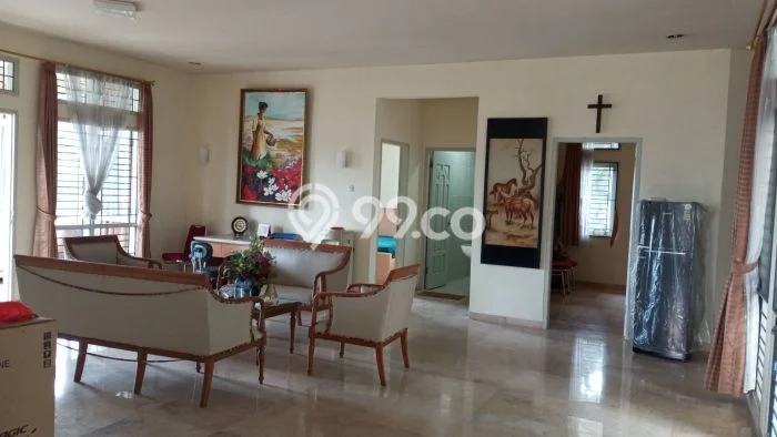 Siap Huni Rumah Mewah 13 Kamar di Cipanas Dekat ke Mana Pun Siap Huni Rumah Mewah 13 Kamar di Cipanas Dekat ke Mana Pun