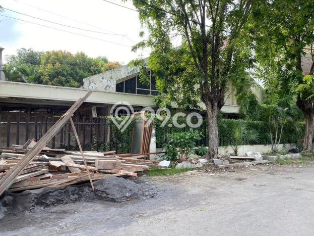 Rumah Luxury Modern Tanpa Renovasi di Dharma Husada Surabaya Rumah Luxury Modern Tanpa Renovasi di Dharma Husada Surabaya