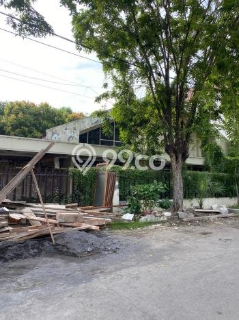Rumah Luxury Modern Tanpa Renovasi di Dharma Husada Surabaya Rumah Luxury Modern Tanpa Renovasi di Dharma Husada Surabaya