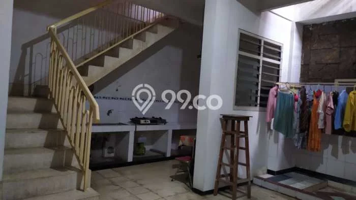 Rumah Modern 5 KT di Kedung Doro Surabaya Unfurnished Rumah Modern 5 KT di Kedung Doro Surabaya Unfurnished