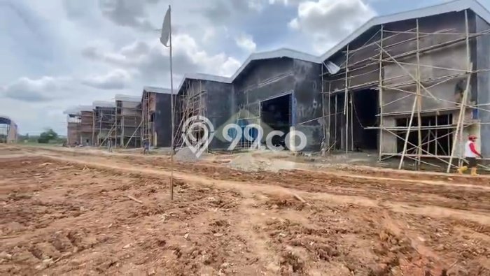 Gudang Komersial Disewakan di Legok Tangerang Luas 880m2 Gudang Komersial Disewakan di Legok Tangerang Luas 880m2