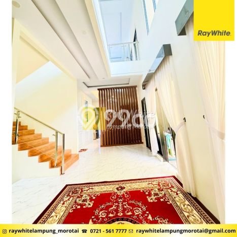 Rumah Strategis Modern Lb 261m2 di Rajabasa, Bandar Lampung Rumah Strategis Modern Lb 261m2 di Rajabasa, Bandar Lampung