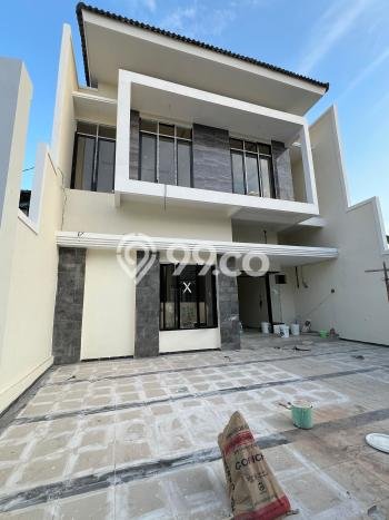 For Sale Hunian Rumah Terawat 5 Kamar di Medokan Ayu, Surabaya For Sale Hunian Rumah Terawat 5 Kamar di Medokan Ayu, Surabaya