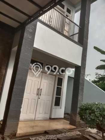 For Sale Rumah 4 Kamar Lokasi Ideal Nyaman dan Strategis di Sidoarjo For Sale Rumah 4 Kamar Lokasi Ideal Nyaman dan Strategis di Sidoarjo