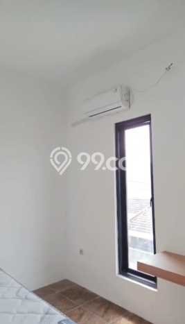 For Sale Rumah 8 Kamar Lokasi Ideal Nyaman dan Strategis di Sedati For Sale Rumah 8 Kamar Lokasi Ideal Nyaman dan Strategis di Sedati