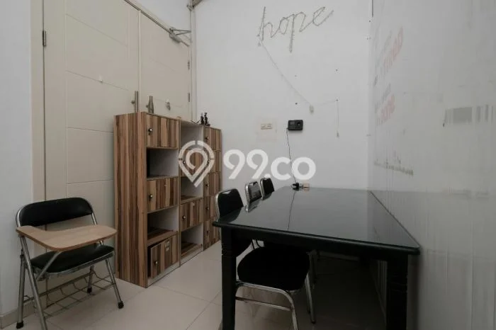 Lokasi terbaik! Rumah siap huni disewakan di Rungkut LB 150m2 Lokasi terbaik! Rumah siap huni disewakan di Rungkut LB 150m2