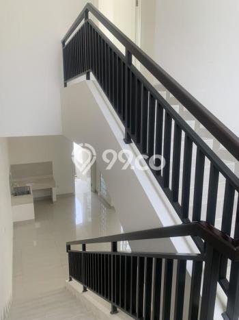 Rumah Area Strategis di , Bandung, LT 177m2m² LB 159m2m² Rumah Area Strategis di , Bandung, LT 177m2m² LB 159m2m²