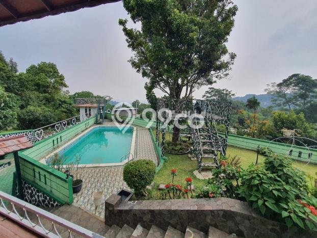 Rumah Minimalis 5 Kamar LT 1100m2 di Dago Rumah Minimalis 5 Kamar LT 1100m2 di Dago