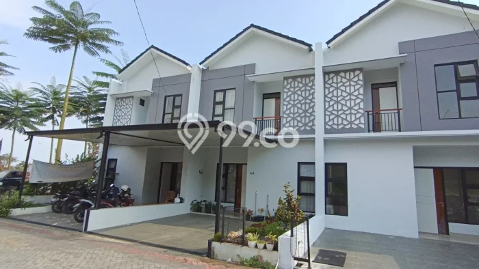 KESEMPATAN TERBAIK! Rumah Asri area Coblong, Luas 96m2m² Bangunan 79m2m² KESEMPATAN TERBAIK! Rumah Asri area Coblong, Luas 96m2m² Bangunan 79m2m²