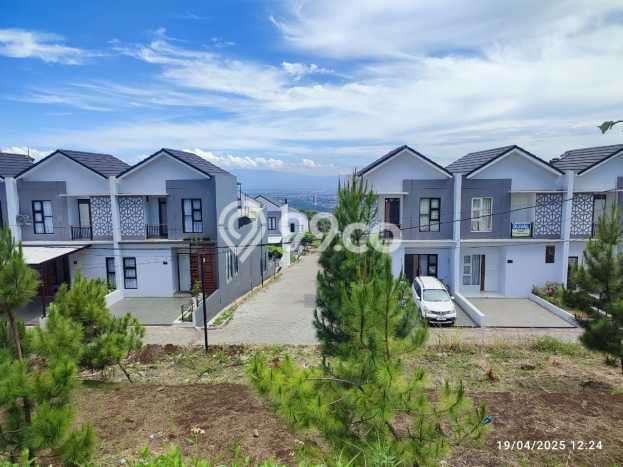 Miliki sekarang Vila Kawasan Bandung Kota, Luas 94m², Dekat mudah transportasi Miliki sekarang Vila Kawasan Bandung Kota, Luas 94m², Dekat mudah transportasi