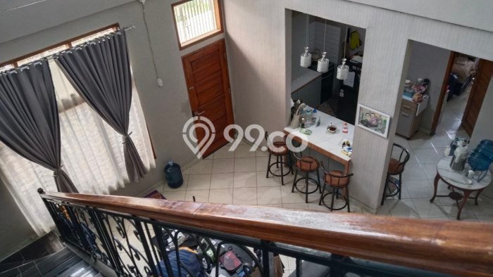 Jual Rumah Bagus Siap Huni LB 460m2 di Cidadap, Bandung Jual Rumah Bagus Siap Huni LB 460m2 di Cidadap, Bandung