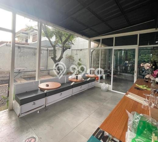 Rumah area Riau, Bandung, LT 555m² Bangunan 300m² Rumah area Riau, Bandung, LT 555m² Bangunan 300m²