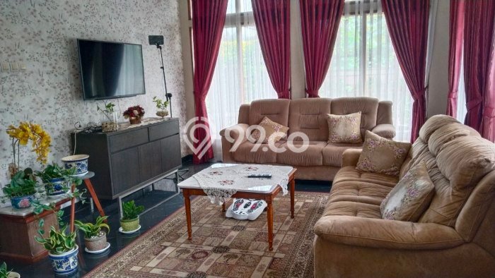 Jual Rumah Bagus Siap Huni LB 460m2 di Cidadap, Bandung Jual Rumah Bagus Siap Huni LB 460m2 di Cidadap, Bandung