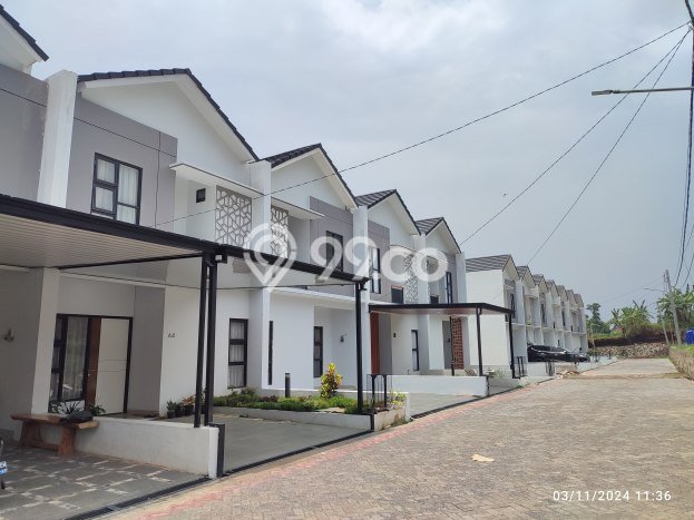 Rumah 3 KT 2 KM Fasilitas Kolam Renang di Padalarang, Bandung Barat Rumah 3 KT 2 KM Fasilitas Kolam Renang di Padalarang, Bandung Barat