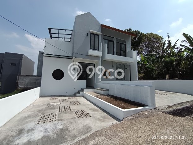 Rumah Murah LT 70m2 di Cihanjuang Akses Mudah Rumah Murah LT 70m2 di Cihanjuang Akses Mudah