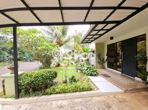 Rumah Elit Modern Tanpa Renovasi di Cibubur Bogor Rumah Elit Modern Tanpa Renovasi di Cibubur Bogor