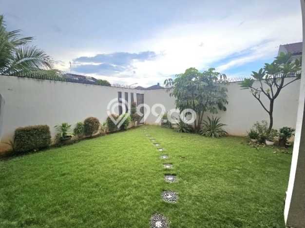 For Sale! Premium House LT 303m2 Desain Modern di Legenda Wisata For Sale! Premium House LT 303m2 Desain Modern di Legenda Wisata