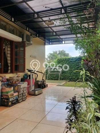 Rumah Elit LB 200m2 Siap Pakai Desain Elegan di Jati Sari, Bekasi Rumah Elit LB 200m2 Siap Pakai Desain Elegan di Jati Sari, Bekasi