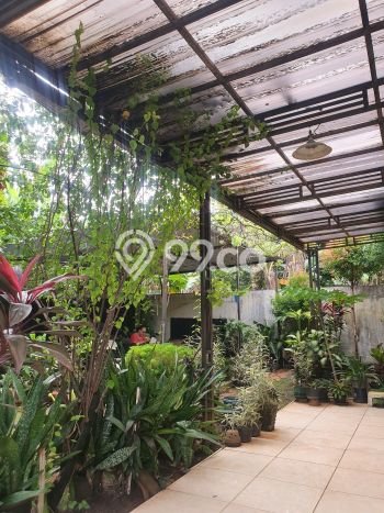 Rumah Elit LB 200m2 Siap Pakai Desain Elegan di Jati Sari, Bekasi Rumah Elit LB 200m2 Siap Pakai Desain Elegan di Jati Sari, Bekasi