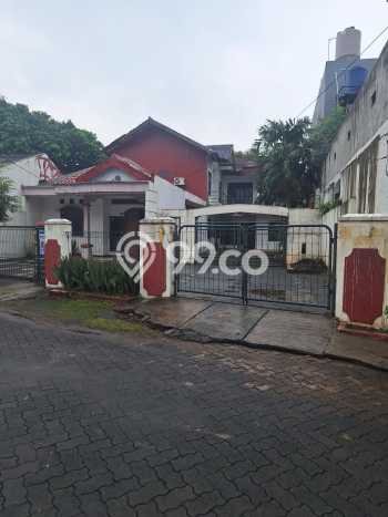 Siap Huni Rumah Mewah 5 Kamar di Ciledug Dekat ke Mana Pun Siap Huni Rumah Mewah 5 Kamar di Ciledug Dekat ke Mana Pun