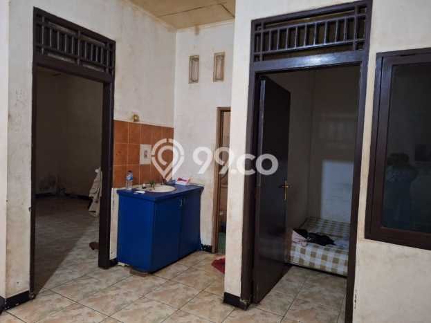 Siap Huni Rumah Mewah 5 Kamar di Ciledug Dekat ke Mana Pun Siap Huni Rumah Mewah 5 Kamar di Ciledug Dekat ke Mana Pun