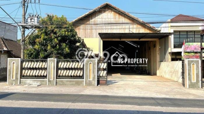 Unit Gudang Dijual di Ngemplak Boyolali 1400m2 Unit Gudang Dijual di Ngemplak Boyolali 1400m2