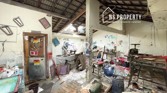 Untuk Dijual! Komersial di Boyolali Kota Boyolali LT 374m2 / LB 450m2 Kawasan Bisnis Untuk Dijual! Komersial di Boyolali Kota Boyolali LT 374m2 / LB 450m2 Kawasan Bisnis