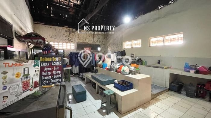 Untuk Dijual! Komersial di Boyolali Kota Boyolali LT 374m2 / LB 450m2 Kawasan Bisnis Untuk Dijual! Komersial di Boyolali Kota Boyolali LT 374m2 / LB 450m2 Kawasan Bisnis
