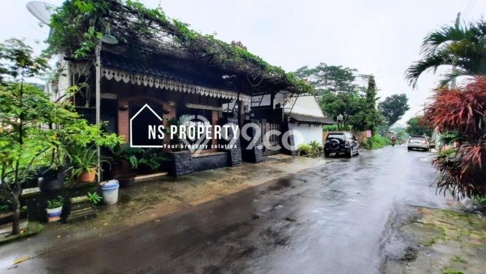 Rumah Lokasi Strategis kawasan , Boyolali, Luas 200m2m² LB 200m2m² Rumah Lokasi Strategis kawasan , Boyolali, Luas 200m2m² LB 200m2m²