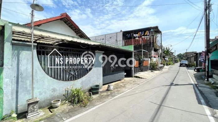 Dijual Rumah 4 Kamar Lokasi Ideal Nyaman dan Strategis di Colomadu Dijual Rumah 4 Kamar Lokasi Ideal Nyaman dan Strategis di Colomadu