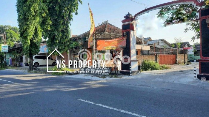 Rumah PREMIUM! area Banyudono, Boyolali, Luas 370m2m² LB 200m2m², HARGA SPESIAL Rumah PREMIUM! area Banyudono, Boyolali, Luas 370m2m² LB 200m2m², HARGA SPESIAL