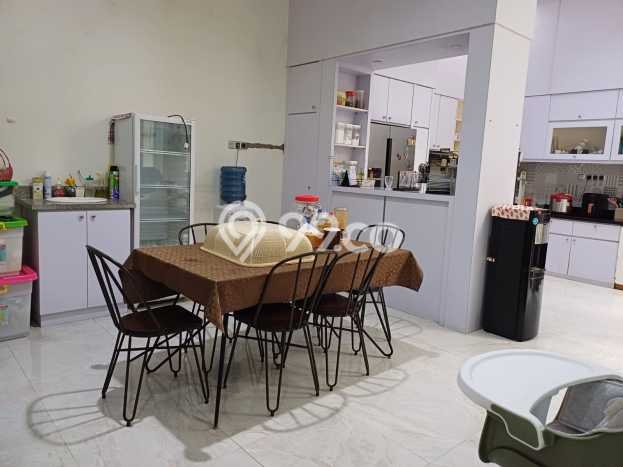 Dijual Rumah 6 Kamar Lokasi Ideal Bagus dan Strategis di Ilir Barat I Dijual Rumah 6 Kamar Lokasi Ideal Bagus dan Strategis di Ilir Barat I