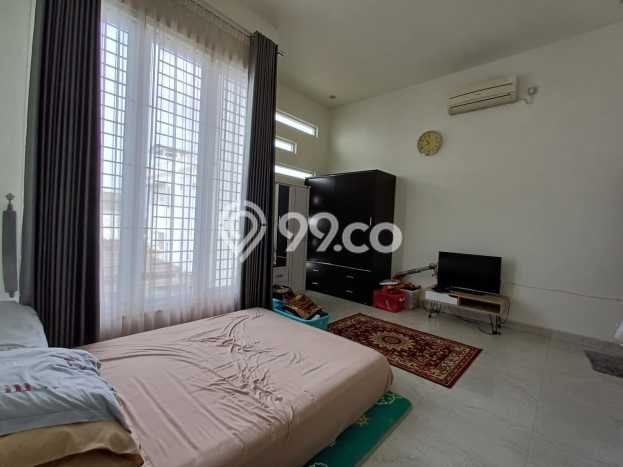 Dijual Rumah 6 Kamar Lokasi Ideal Bagus dan Strategis di Ilir Barat I Dijual Rumah 6 Kamar Lokasi Ideal Bagus dan Strategis di Ilir Barat I