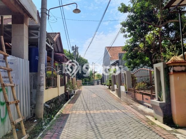 Jual Komersial di Tembalang, Luas 200m², Area Komersial, Jalur Strategis Jual Komersial di Tembalang, Luas 200m², Area Komersial, Jalur Strategis