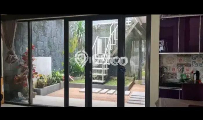 Dijual Rumah 4 Kamar Lokasi Strategis Bagus dan Strategis di Ungaran Timur Dijual Rumah 4 Kamar Lokasi Strategis Bagus dan Strategis di Ungaran Timur