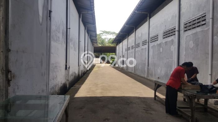 Unit Pabrik Dijual di Cikande Serang 12000m2 Unit Pabrik Dijual di Cikande Serang 12000m2