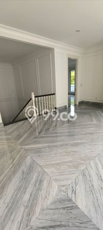 Rumah area , Tangerang, Luas 563m2m² Bangunan 744m2m² - INVESTASI TERBAIK! Rumah area , Tangerang, Luas 563m2m² Bangunan 744m2m² - INVESTASI TERBAIK!
